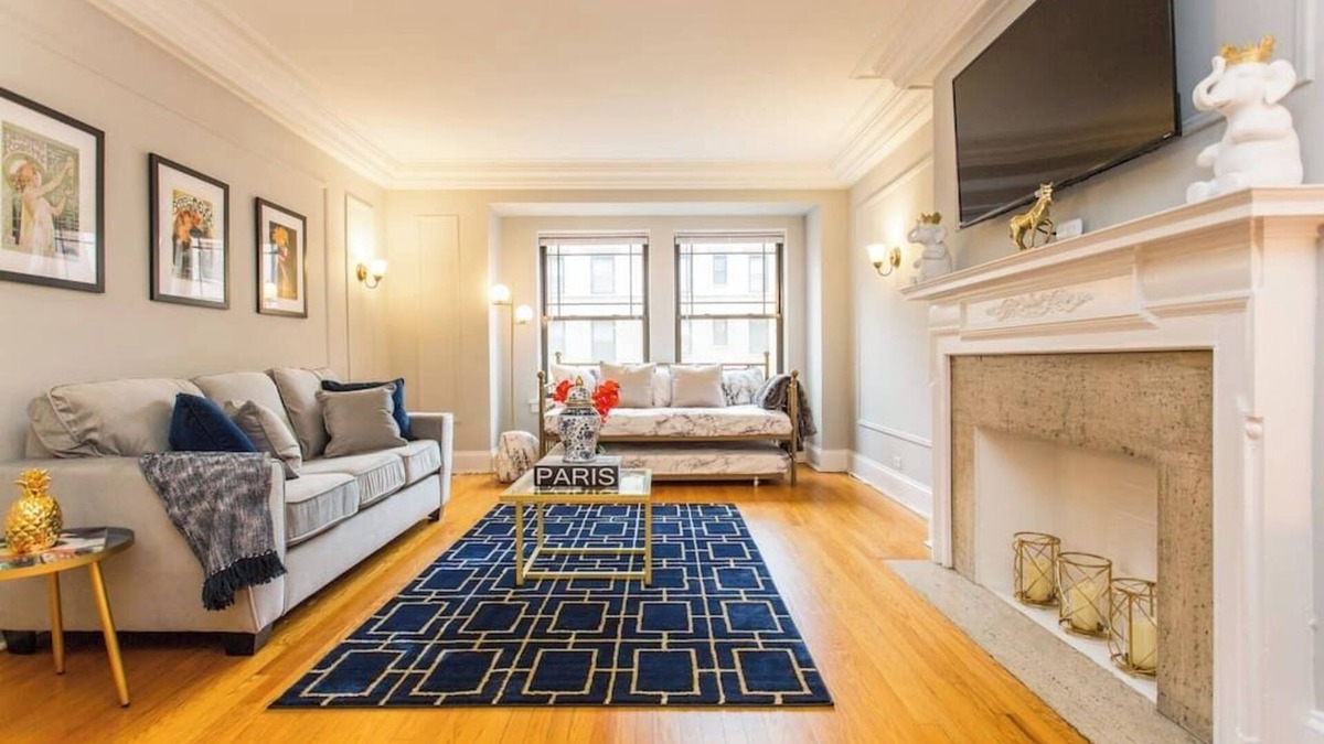 Streeterville Condo | Guild #1 | Gold Coast Mag Mile Best Location