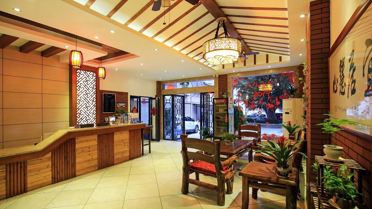 Xiufeng Hotel | Guilin Gunanmen Hotel