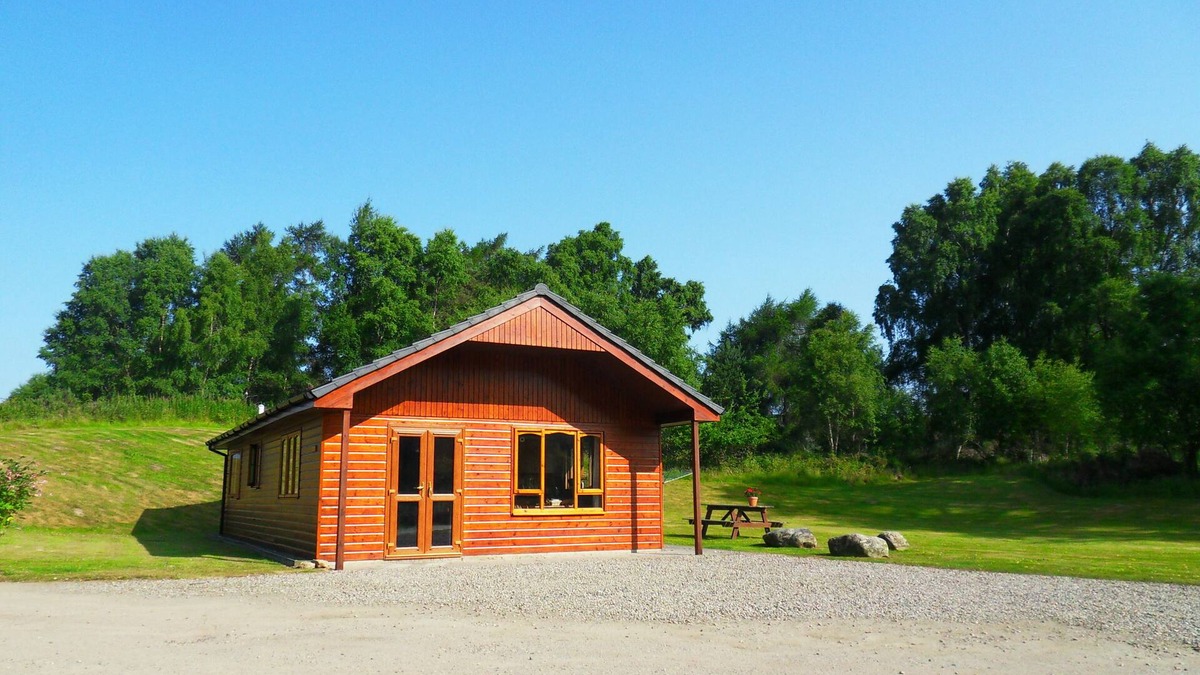 Glen Urquhart Cabin | Guisachan Lodge @Lochletter Lodges. A 3 bedroom lodge in beautiful Glen Urquhart