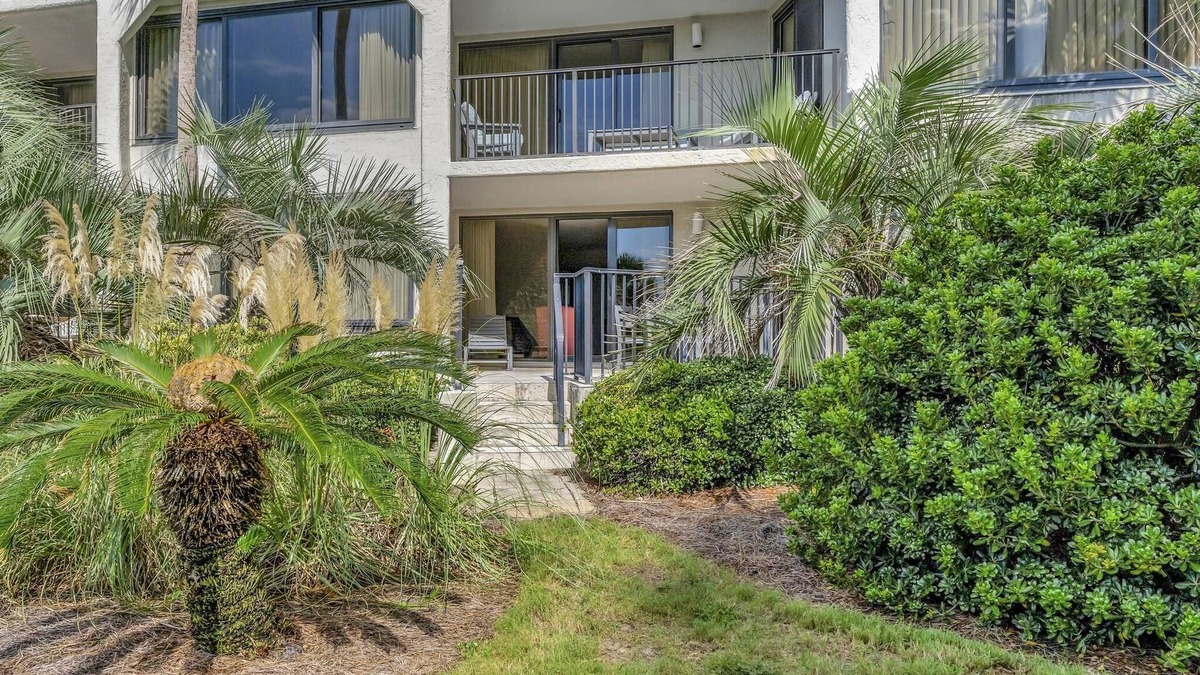 Sandestin Condo | Gulf Front Condo with Panoramic Beach Views at Sandestin Golf and Beach Resort
