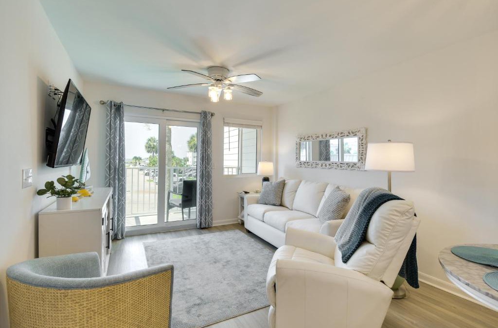 Fort Morgan Apartment | Gulf Shores Escape Resort Condo with Balcony