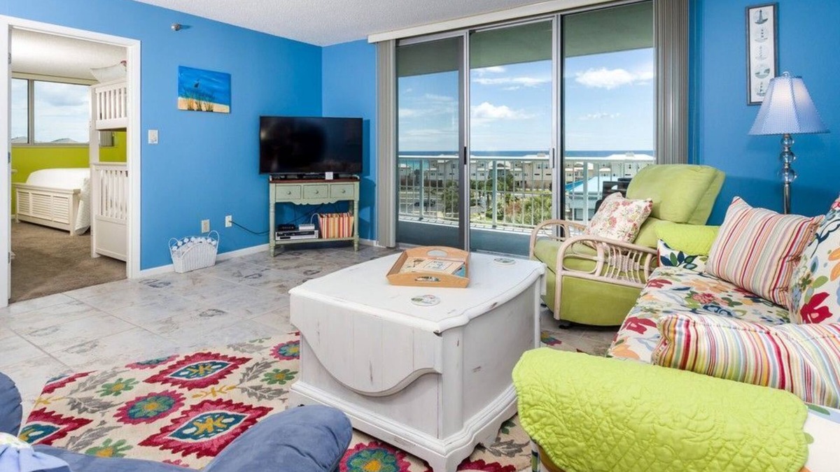 Pensacola Beach Condo | Gulf View Bliss 4th Story 5 𝓢𝓽𝓪𝓻 𝓡𝓮𝓿𝓲𝓮𝔀𝓼 & Beach is Across the Street