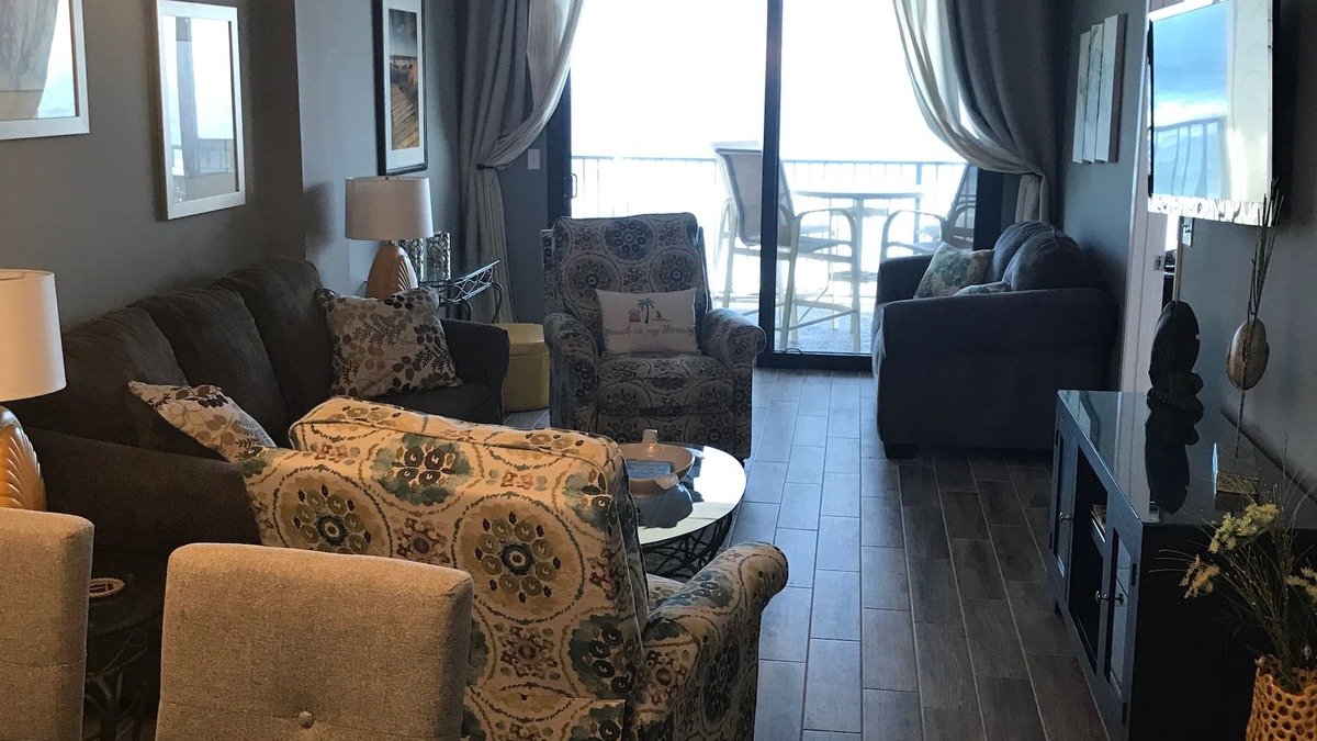 Navarre Beach Condo | Gulf views ! Chair and umbrella service included March -October