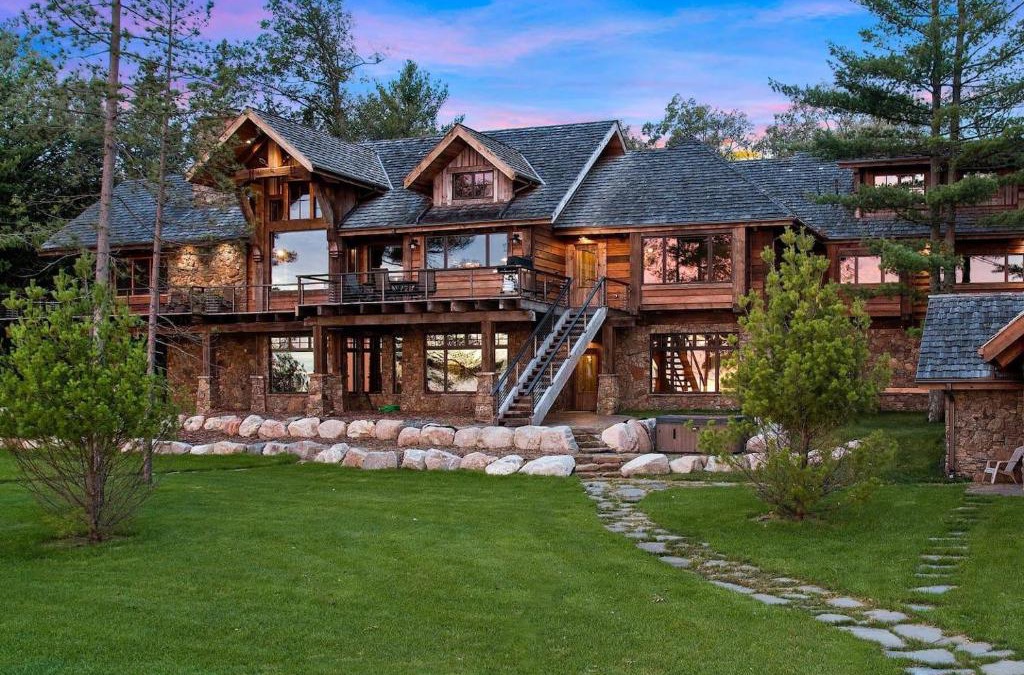 Lake Shore House | Gull Lakes Finest! Reclaimed Charm and Luxury