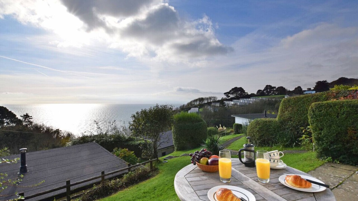 Stoke Fleming House | Gulls Cry - Two Bedroom House, Sleeps 3