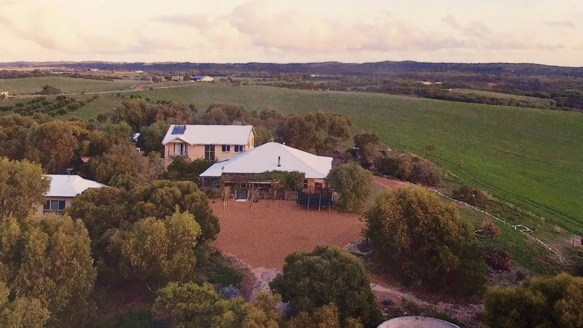 Rudds Gully Cottage | Gully Cottage - Pet Friendly