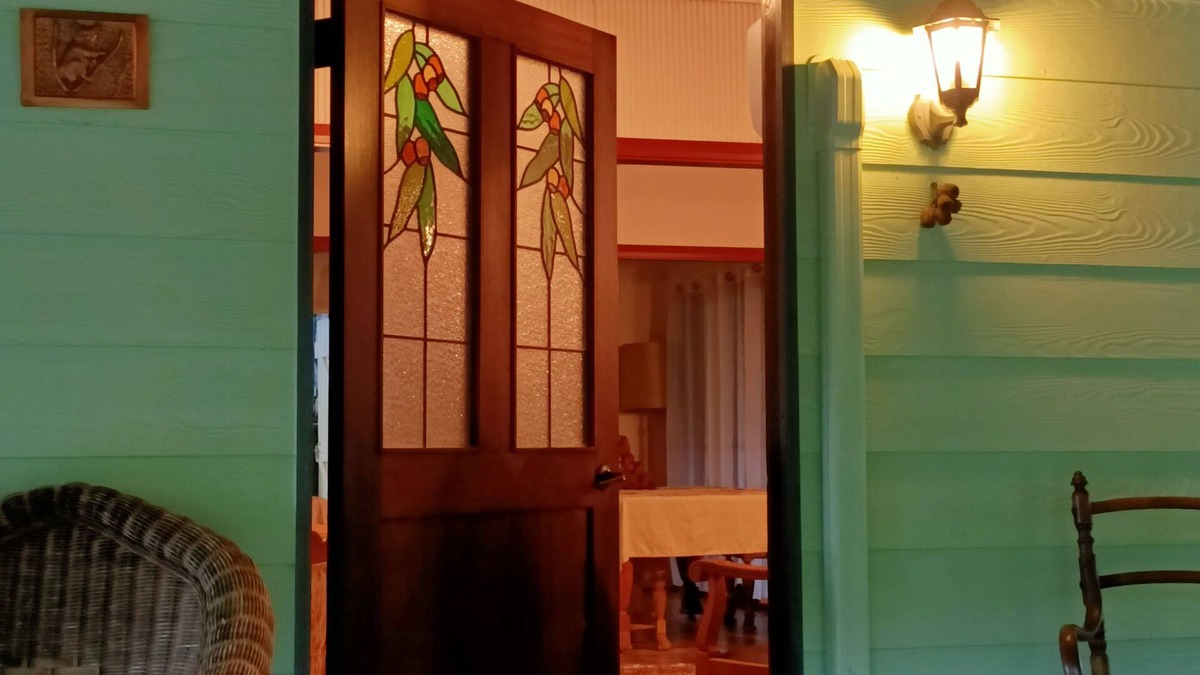 Kurrimine Beach Cottage | Gumnuts, A Coastal Bungalow, listen to the waves in Kurrimine Beach