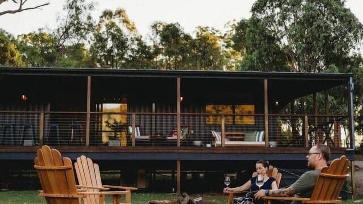 Bunburra House | Gumtop Luxury Farmhouse Cabin