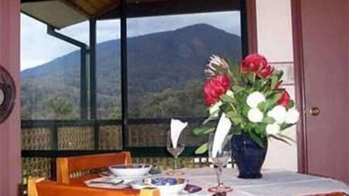 East Warburton Cottage | Gundalee Cottages - located in East Warburton in the Yarra Valley.