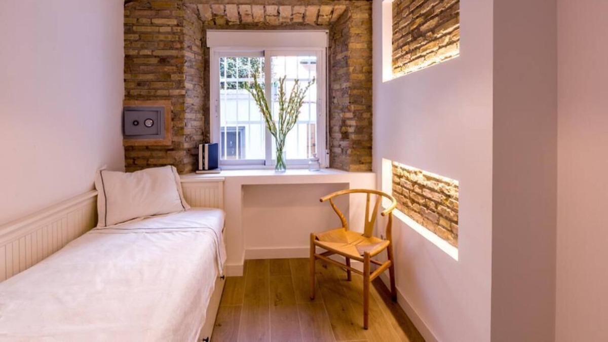Camino de Ronda Apartment | GUNI SUITES ROUND