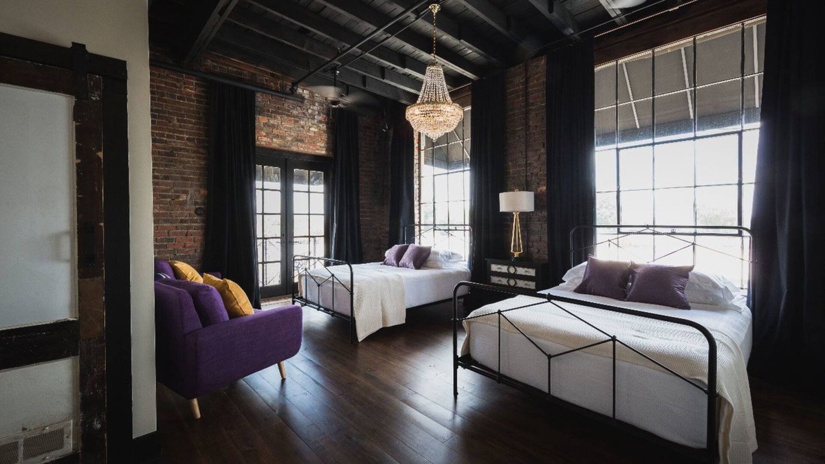 Florence Hotel | GunRunner Boutique Hotel