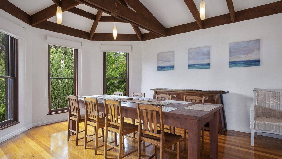 Skenes Creek House | Gunyha - Ocean Views, Walk To Beach