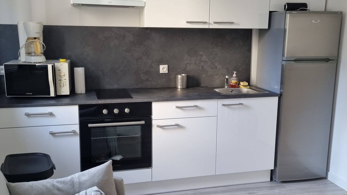 Roissy-en-Brie Apartment | Gustave House Entre Paris et Disneyland