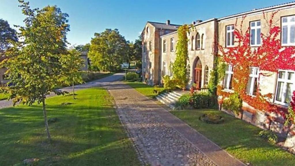 Dargun Apartment | Gutshaus Schwarzenhof