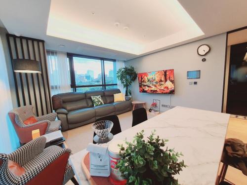 Sajik-dong Apartment | Gwanghwamun Square House