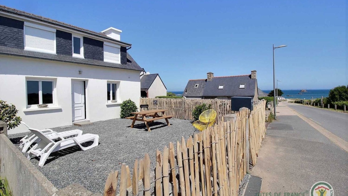 Pleubian House | Gwenn ha du - PLEUBIAN