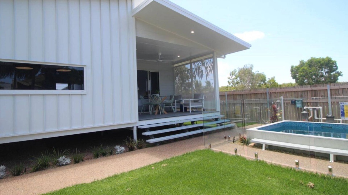 Horseshoe Bay House | Gwindalan, Exclusive one bedroom home