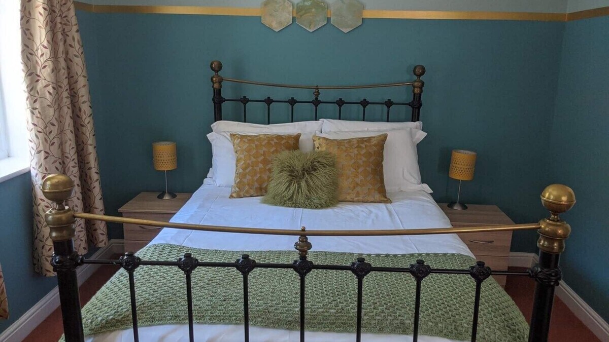 Rowen House | Gwynant Bach. Cottage in Snowdonia near Conwy