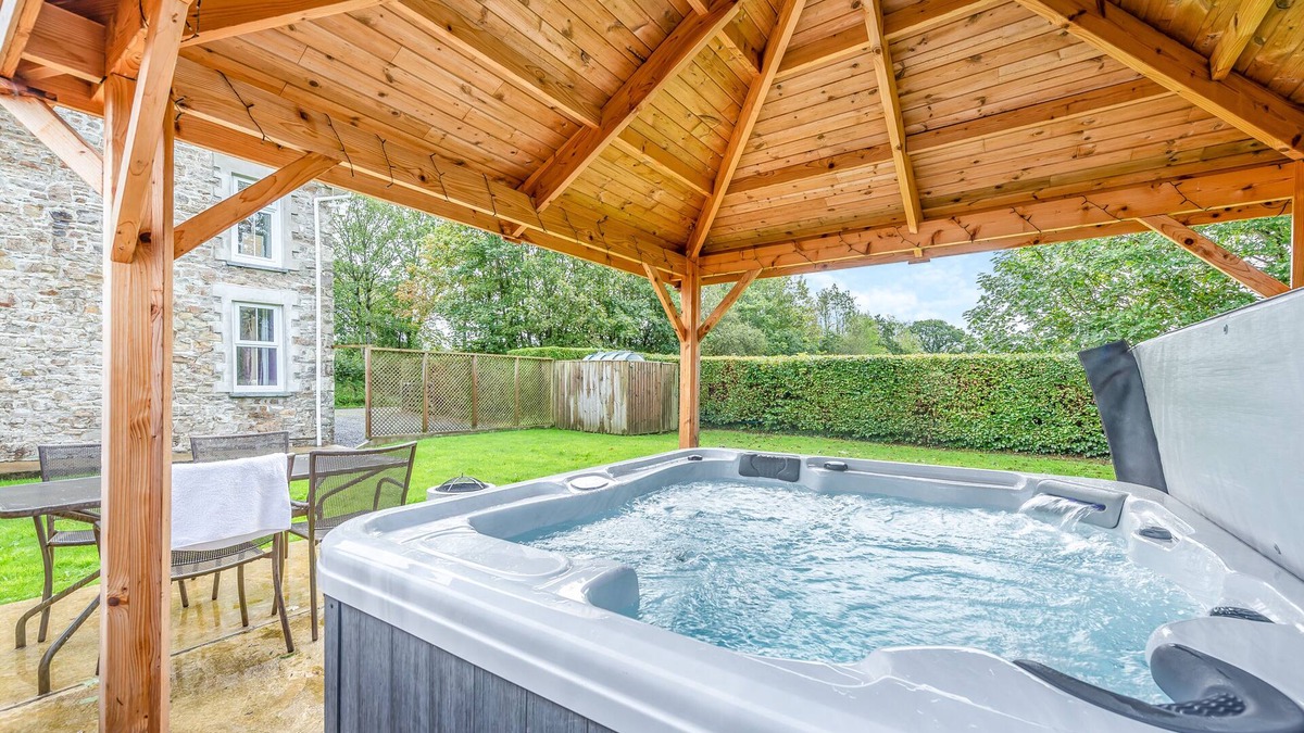Rhydlewis House | Gwynnant House - Two Bedroom House, Sleeps 5