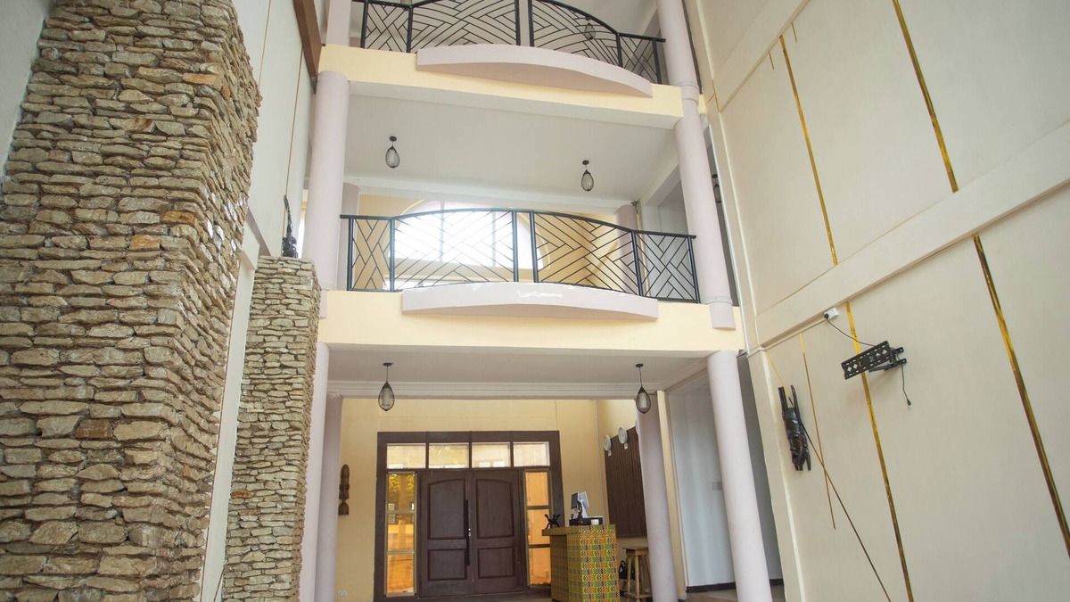 Winneba Hotel | Gye Nyame Grand Beach Resort