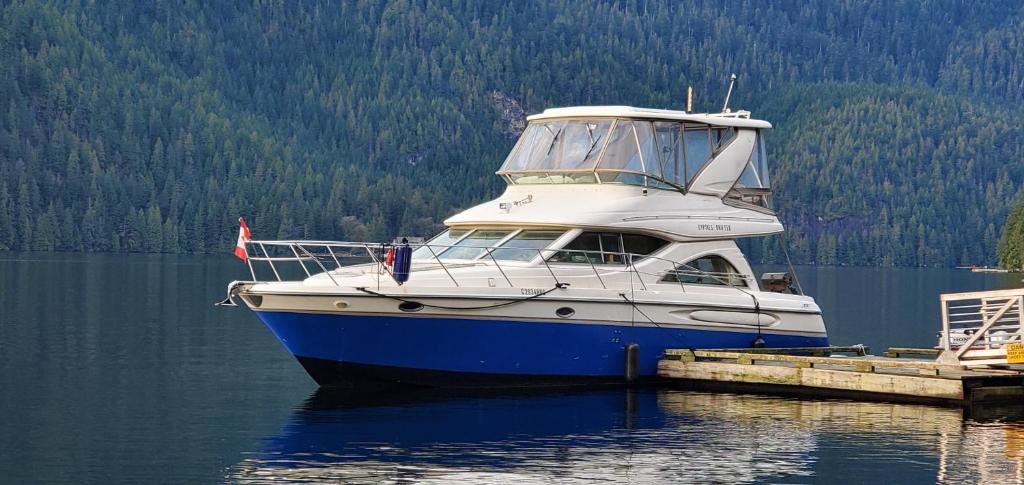 Central Boat Rental | GYPSIES DRIFTER