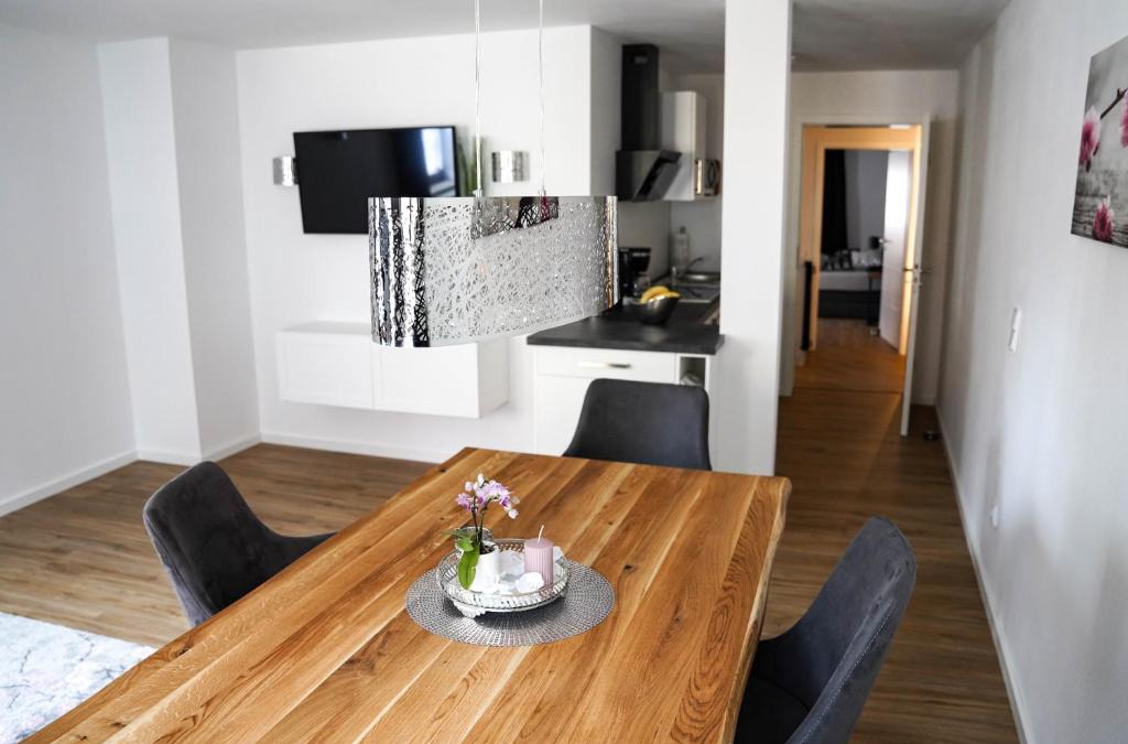 Altstadt House | Hänsel und Gretel
