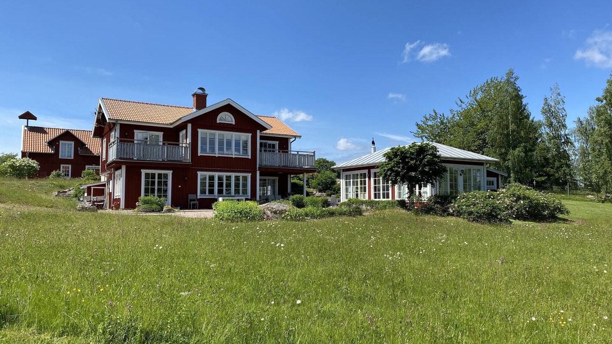 Tranas House | Härlig Villa i Lantlig Miljö Nära Sjön Sommen