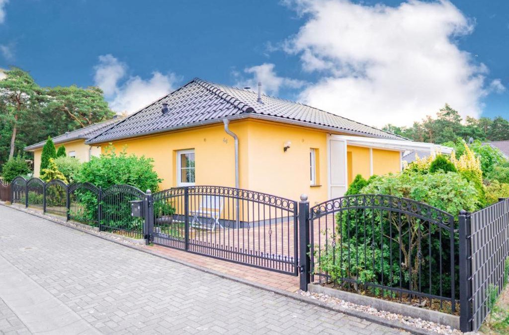 Teupitz House | Häuschen am Waldrand