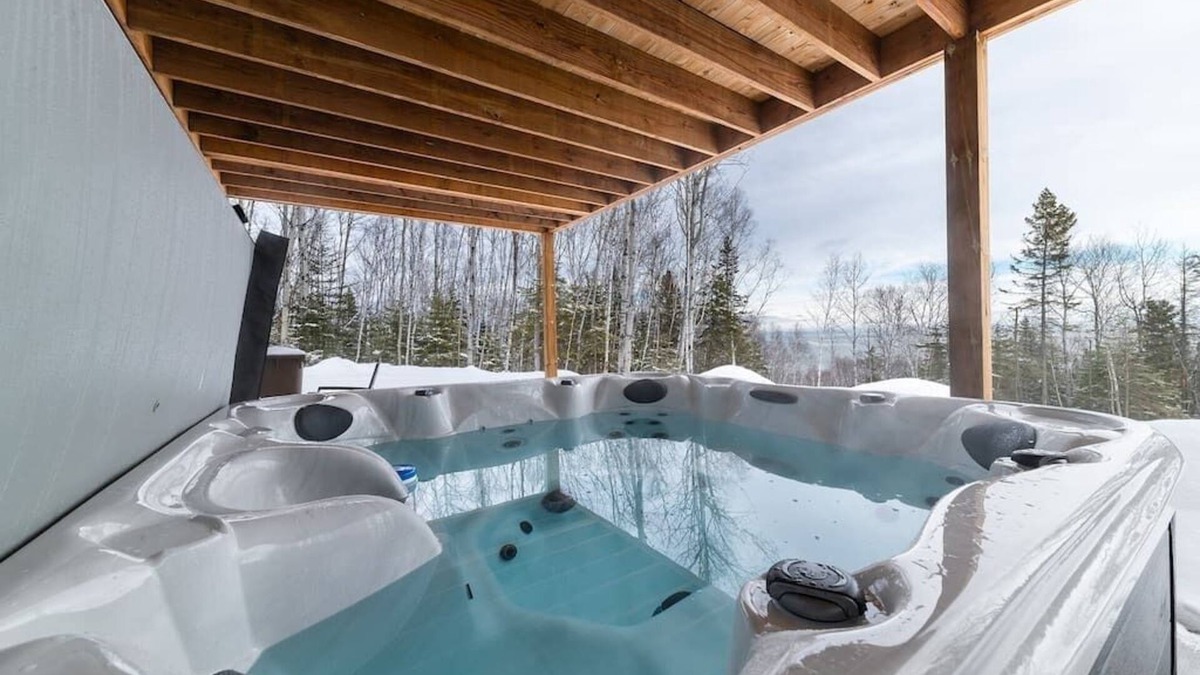 Saint Irenee Ski Chalet | Hôtel à la maison - Le Quintessence, spa et vue