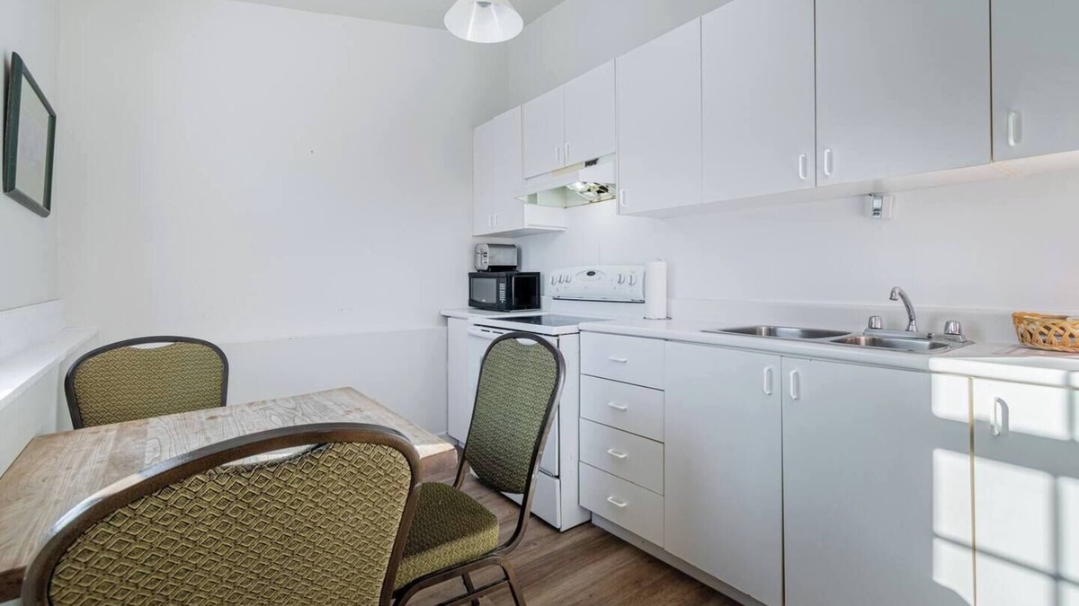 Pointe-au-Pic Apartment | Hôtel à la maison - Le Manoir #115