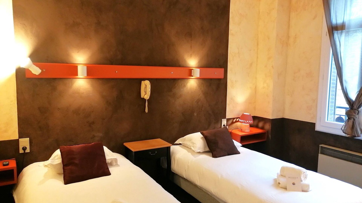 Estaing Hotel | Hôtel Aux Armes d'Estaing