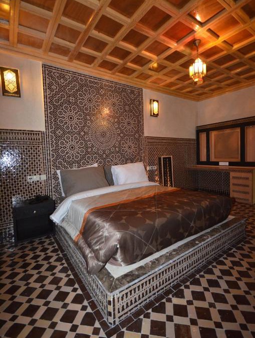 Taza Hotel | Hôtel-Café-Restaurant Pyramides,
