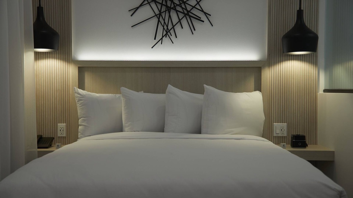 L'Ancienne-Lorette Hotel | Hôtel Cofortel