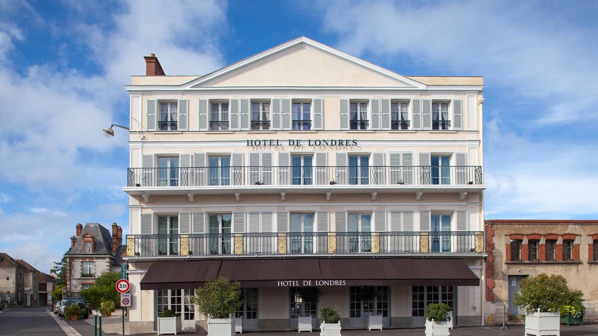 Fontainebleau Hotel | Hôtel de Londres