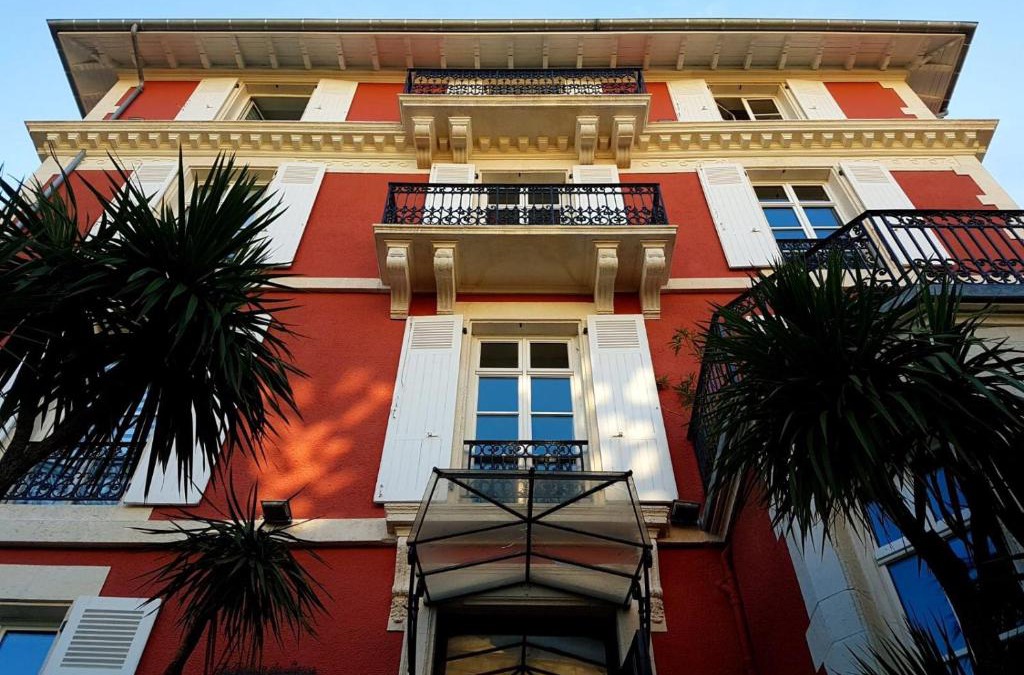 Biarritz City Centre Hotel | Hôtel & Espace Bien-être La Maison du Lierre
