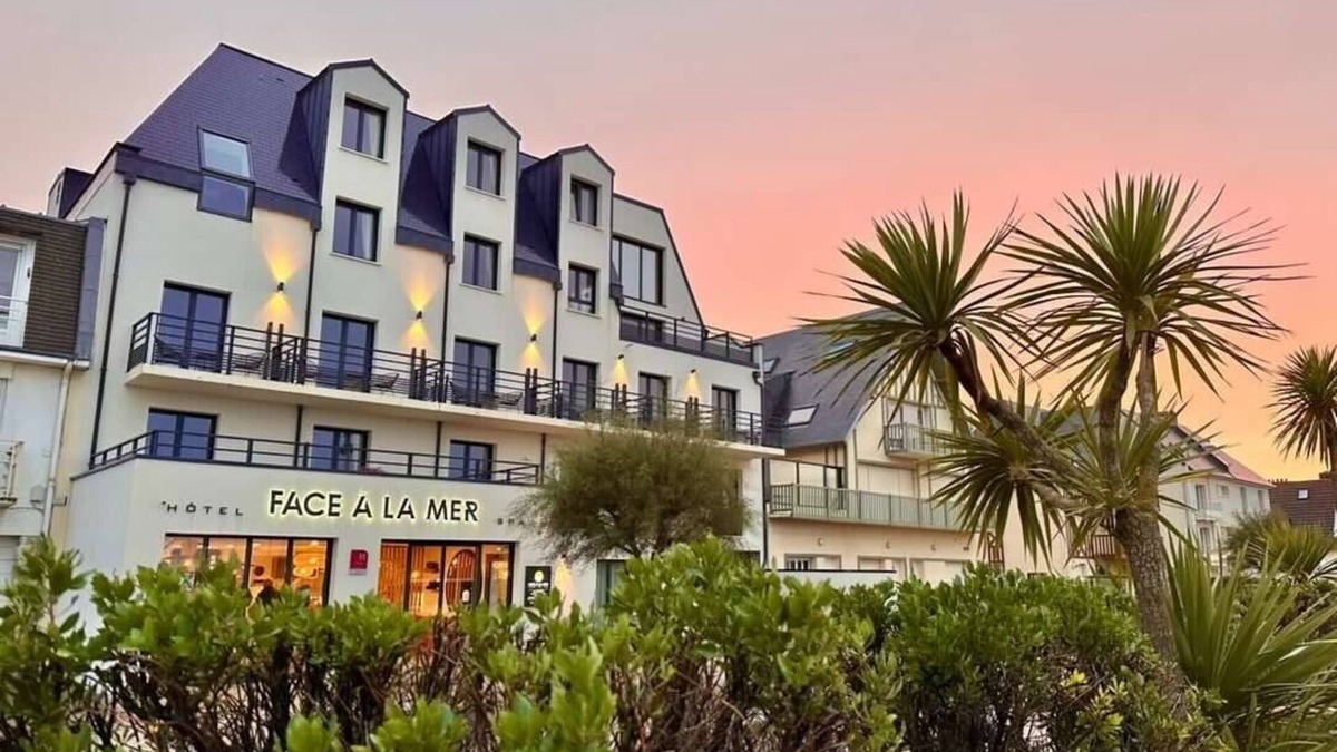 Merville-Franceville-Plage Hotel | Hôtel Spa Face à la Mer