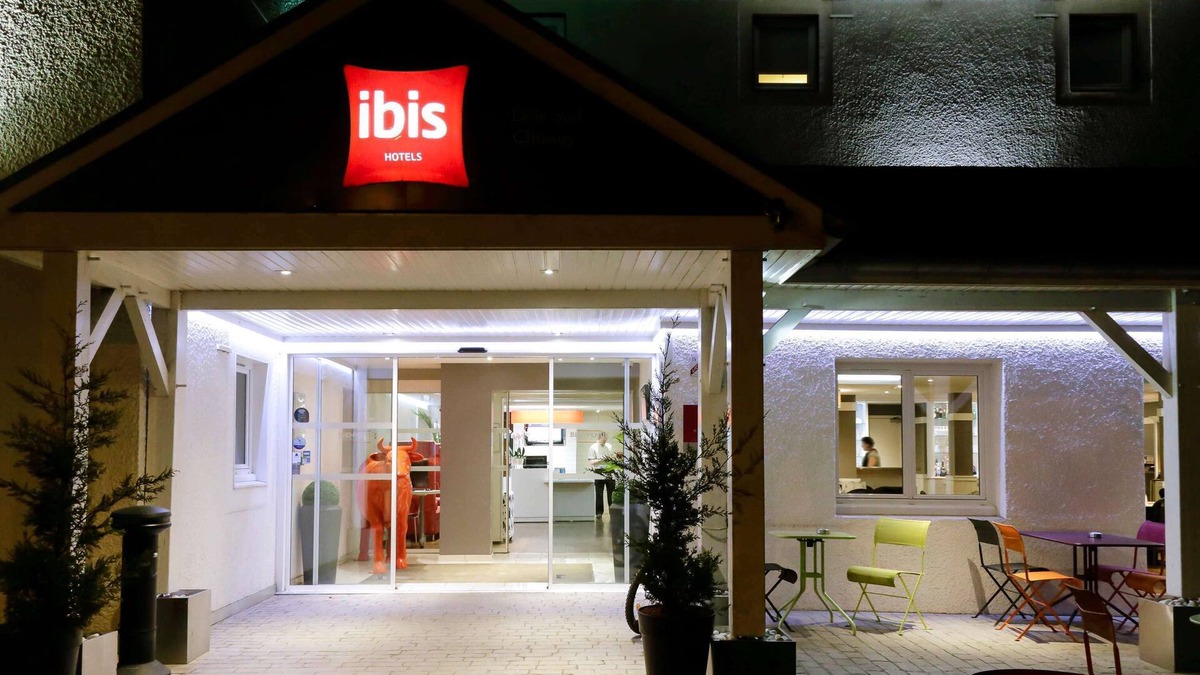 Paroisse Saint-Vincent-de-Paul Hotel | Hôtel ibis Dole Sud Choisey
