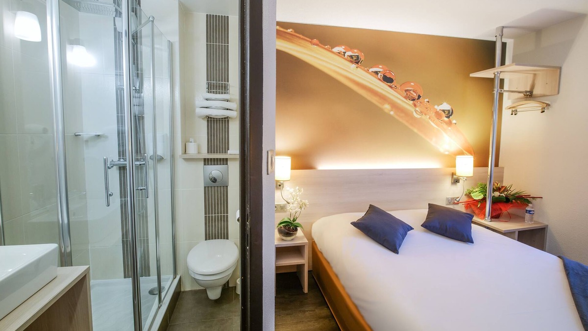 Rochefort Hotel | Hôtel Inn Design Rochefort Resto Novo