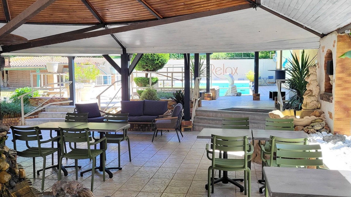 Boulazac-Isle-Manoire Hotel | Hôtel Le RELAX