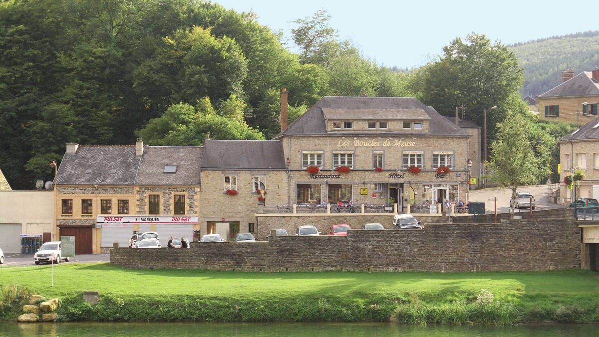 Montherme Hotel | Hôtel les Boucles de Meuse