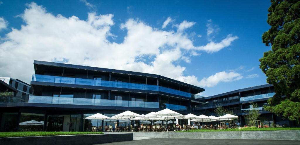 Saint-Aubin-Sauges Hotel | Hôtel Restaurant Port-Conty