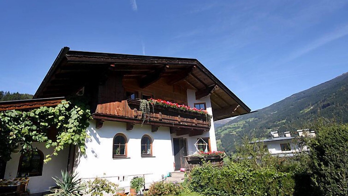 Zillertal Apartment | Hörhager by Interhome