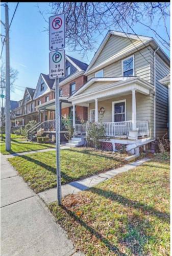 Gibson House | H men's dormitory