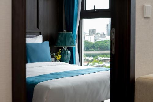 Lang Ha Apartment | H-Vista - The Gloria Nguyen Hong