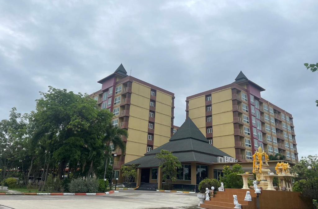 Bang Sao Thong Hotel | H2DO Hotel