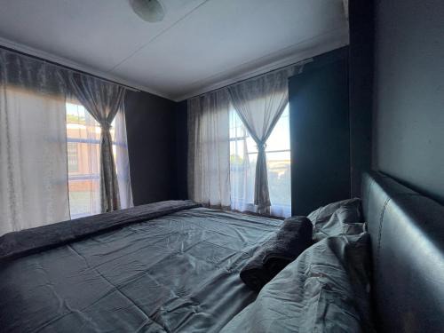 Thohoyandou House | Ha-Dzibs backpackers accommodation