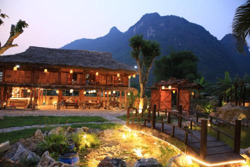 Ha Giang House | Ha Giang Eco Stone House - Tours & Rental Motorbike