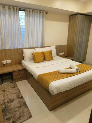 Bandra East Hotel | Habeeba Stay BKC