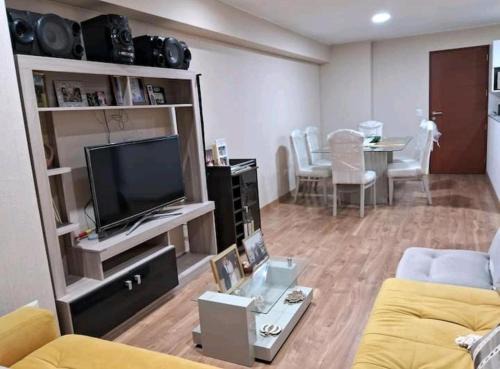 Sector 1 House | Habitación Nueva Pareja o sola