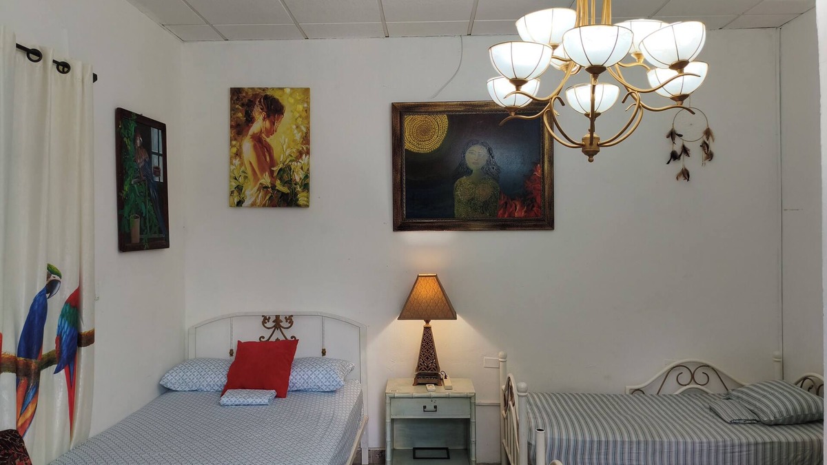 Anton House | HABITACION PARA 5 PERSONAS